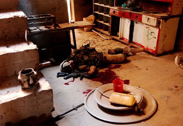 A U.S. soldier killed in the battle of Fallujah. Iraq, 2004.